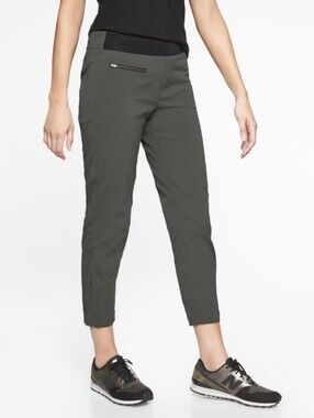 Athleta Mod Trekkie Work To Weekend Travel Crop Pants in Black Olive size 16